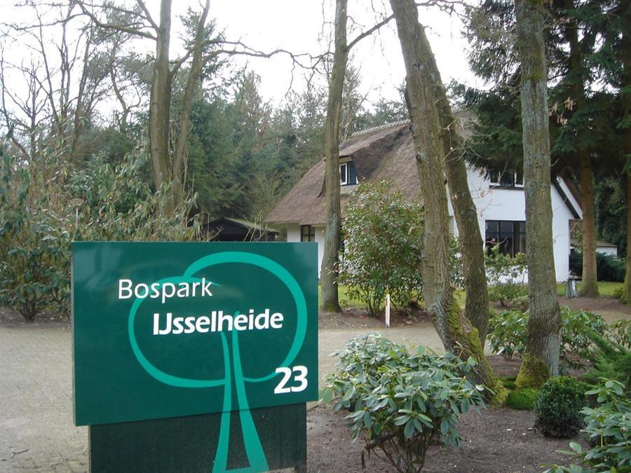 Relaxed Luxe "Boszichthuisje" Met Jacuzzi Bospark Ijsselheide Hattemerbroek Exteriör bild